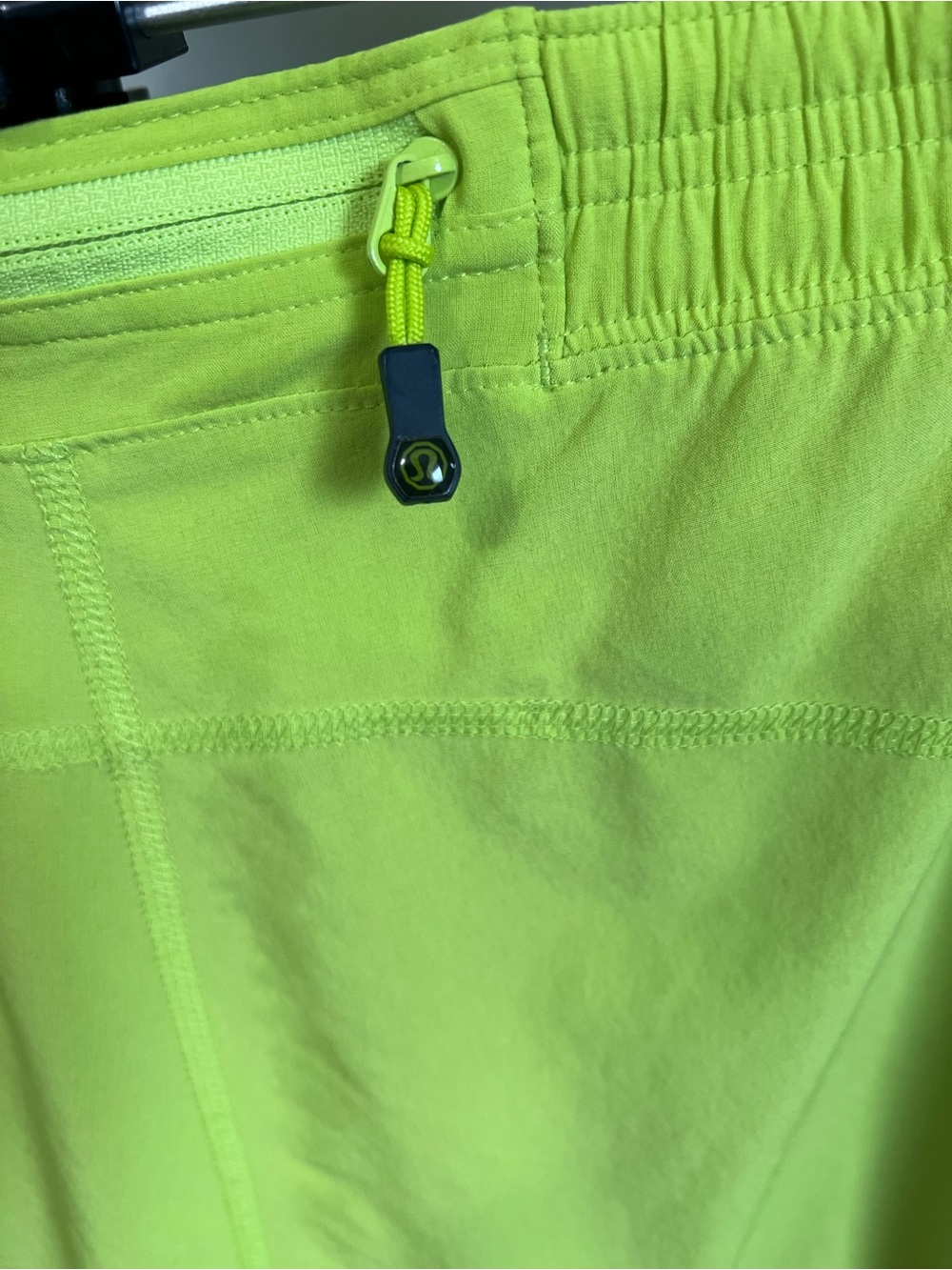 Men’s XL Lululemon athletica Pace Breaker Neon Yellow Athletic Running Shorts - Picture 6 of 10